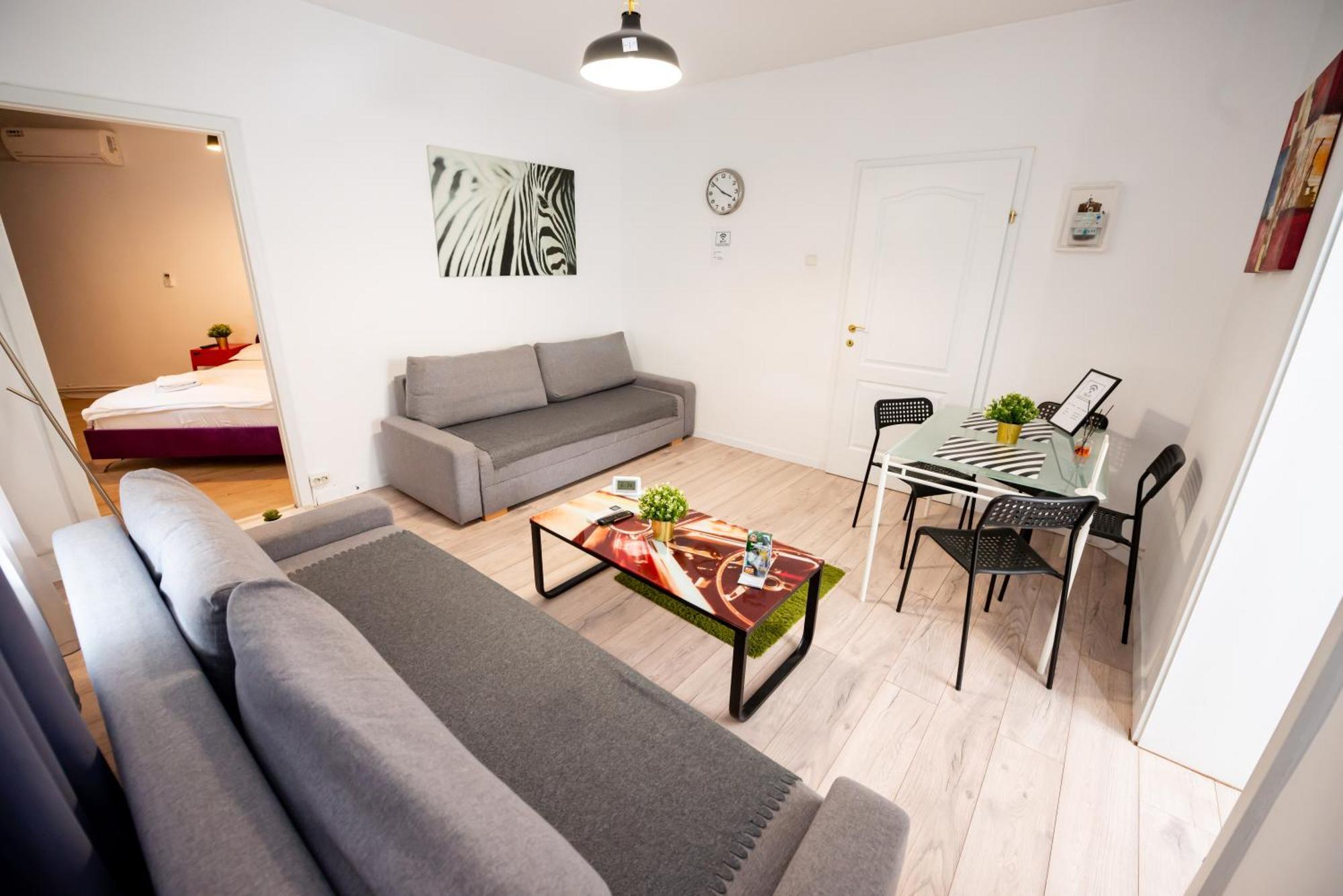 Ideal Accommodation City Center ブカレスト エクステリア 写真