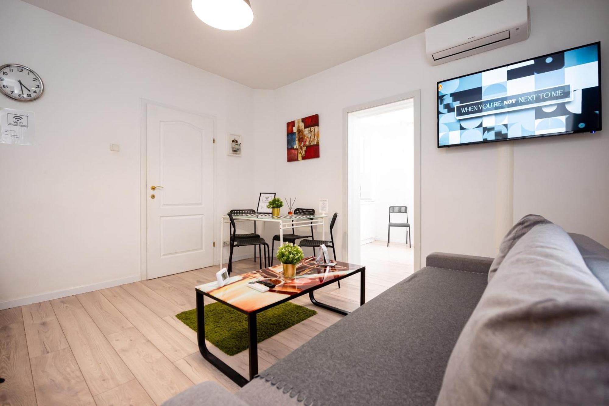 Ideal Accommodation City Center ブカレスト エクステリア 写真